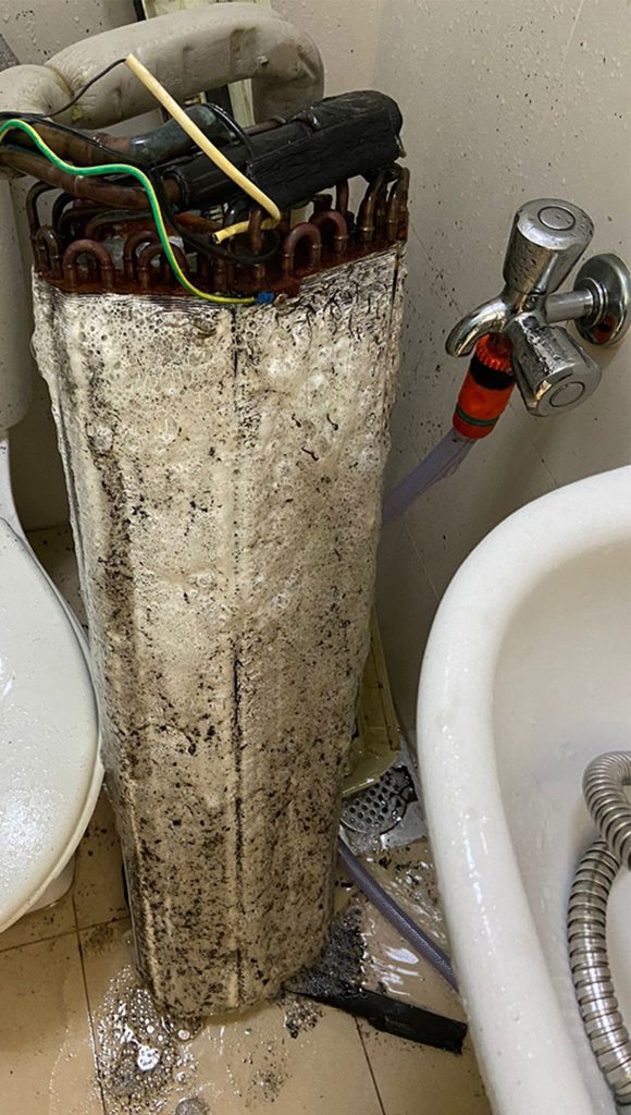 Singapore Chemical Overhual Washing Cleaning service